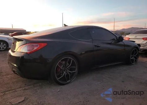 2010 Hyundai Genesis Coupe 2.0T z USA, uszkodzony, nr VIN KMHHT6KD7AU031202